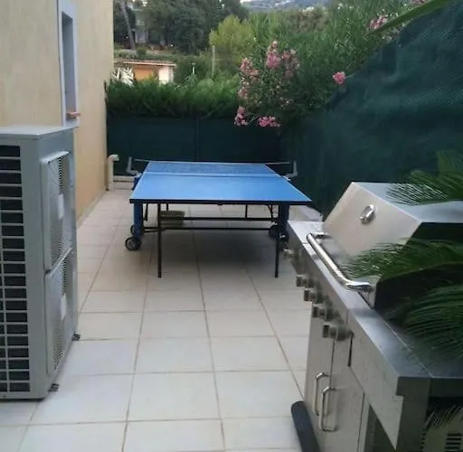 Centre Piscine Villa *